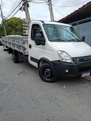 IVECO DAILY 35S14 CHASSI CABINE TURBO INTERCOOLER DIESEL 2P MANUAL